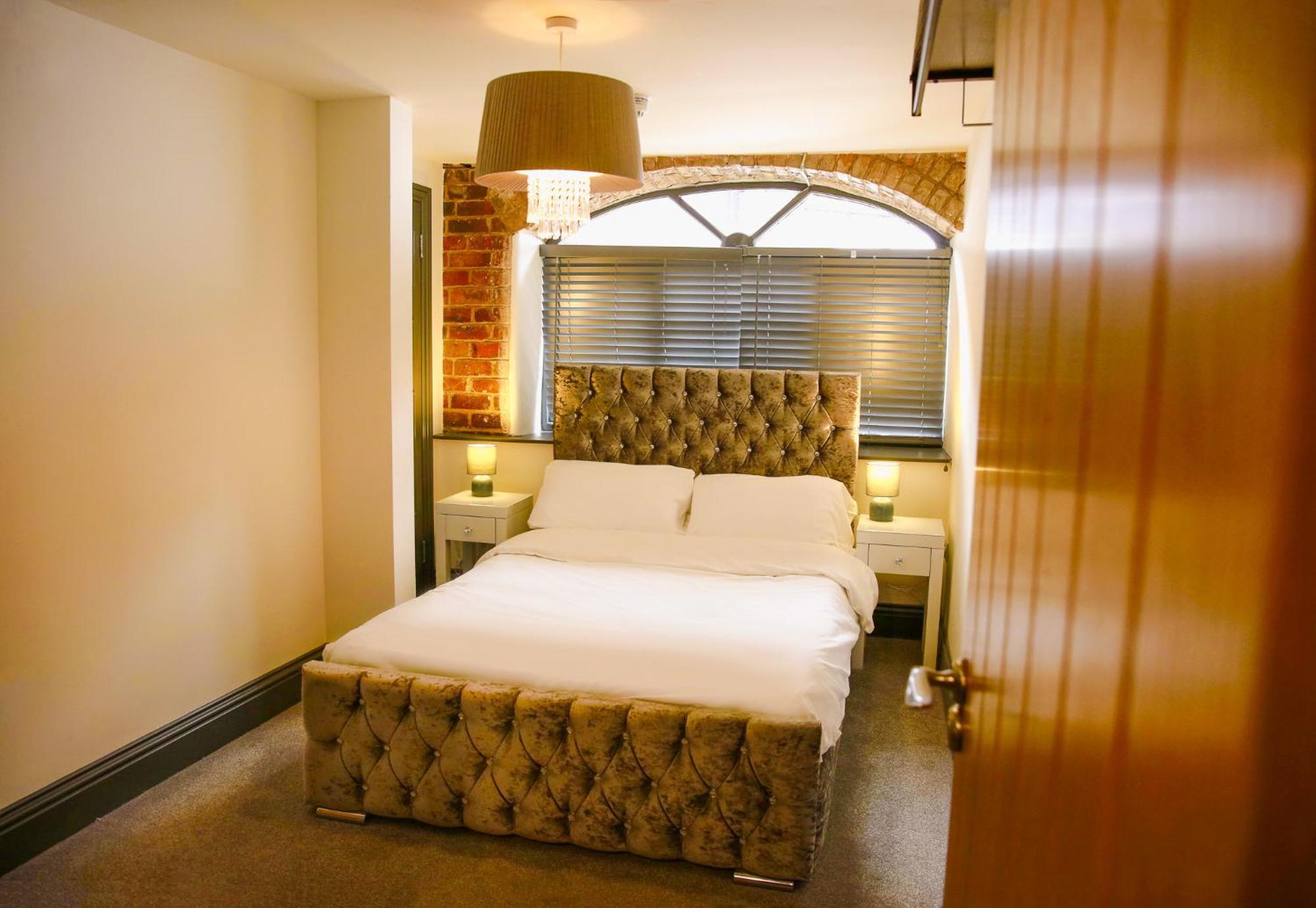 The George Wright Boutique Hotel, Bar & Restaurant روثيرهام المظهر الخارجي الصورة